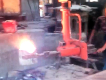Saadaval on kohandatud casting robot -käsi